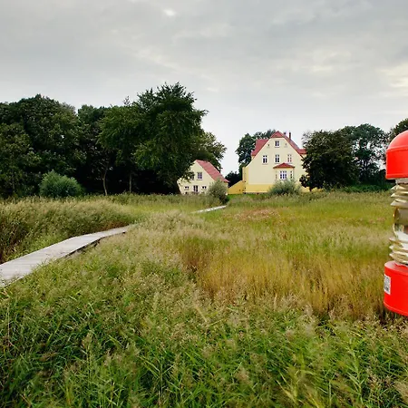 7 Mit Wasserblick, Balkon 2 Pers Apartment Grubnow