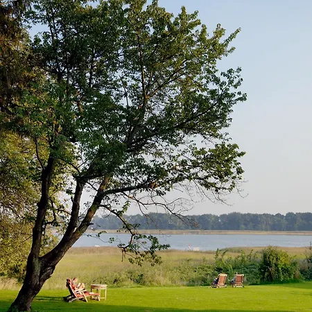 Apartment 7 Mit Wasserblick, Balkon 2 Pers *